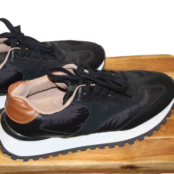 NWOT: Blondo Waterproof Sneakers - Sz 8.5 - Picture 11 of 12